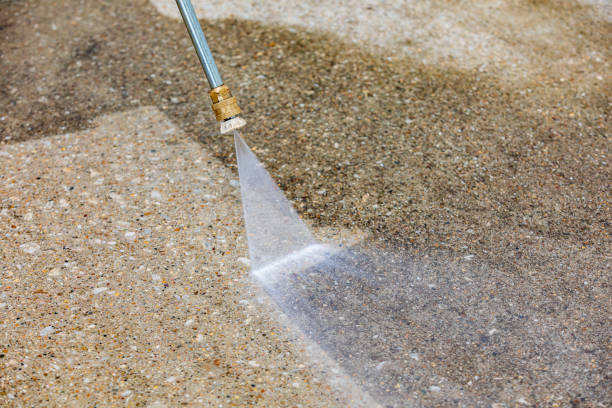 Best Driveway Pressure Washing  in Luxora, AR